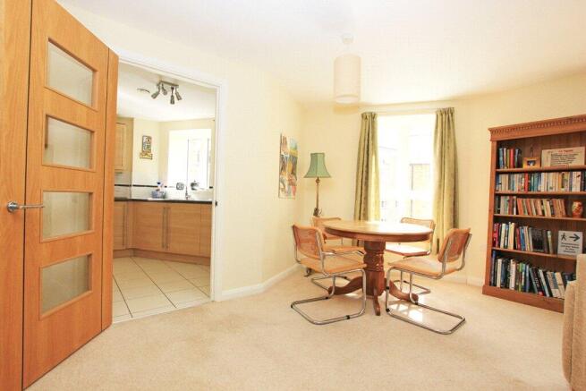 1 bed Apartment for sale Image 4