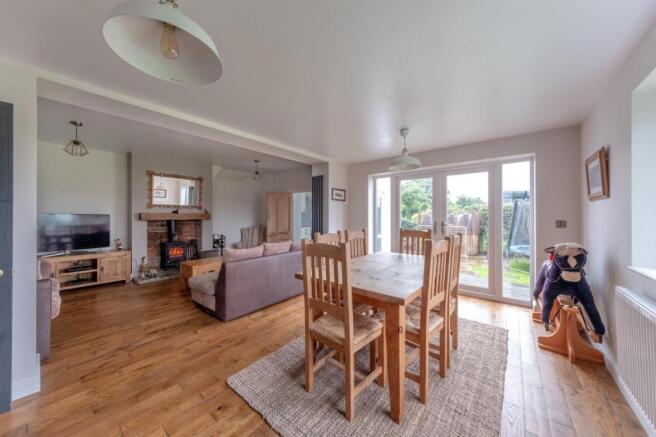 Living Room/Dining R