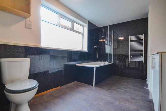 4 bed Terraced for sale Image 5