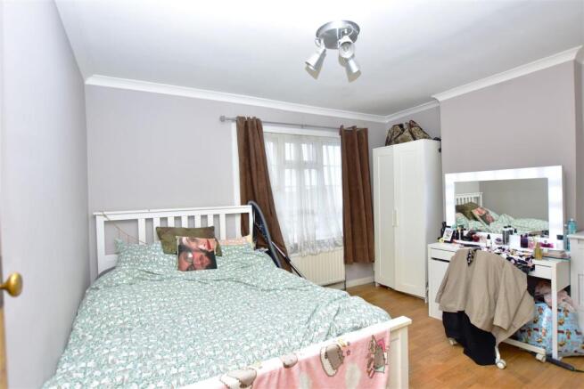 Bedroom.jpg