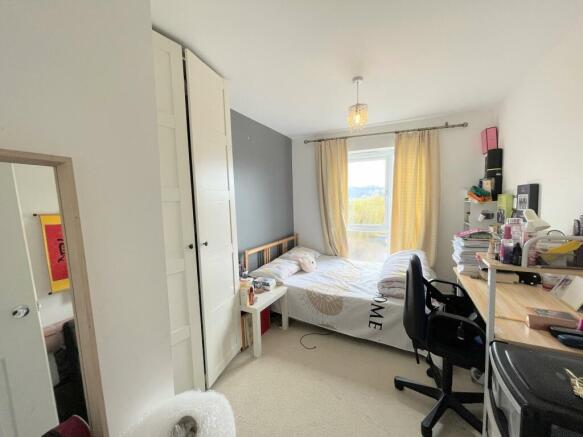 Bedroom 2 (Double)