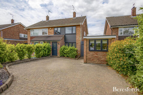 The Furlongs, Ingatestone, CM4