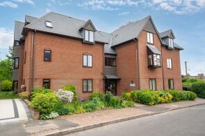 37, Ashlawn Gardens, Andover SP10 2EU