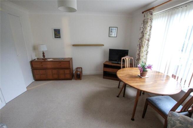 Lounge Dining Rm.