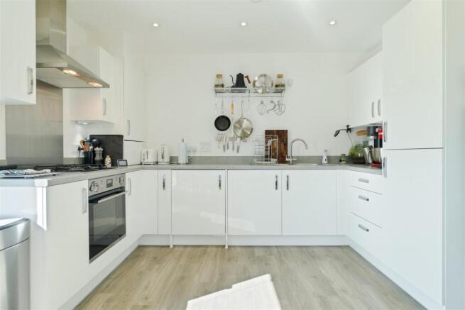 Kitchen Area.jpg