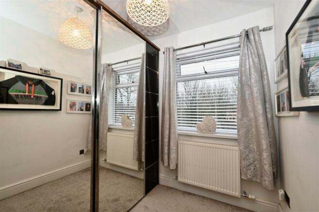 3 bed Semi-Detached for sale Image 9