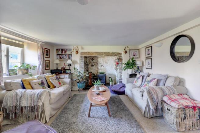 Sitting room iii.jpg