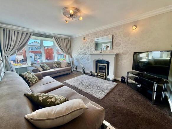 Living Room: