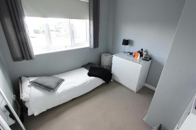 bed5.jpg