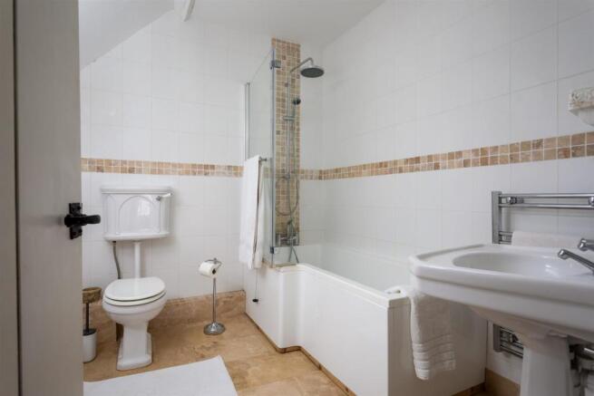 47 - The Old Chapel - GL7 6LW - Web.jpg