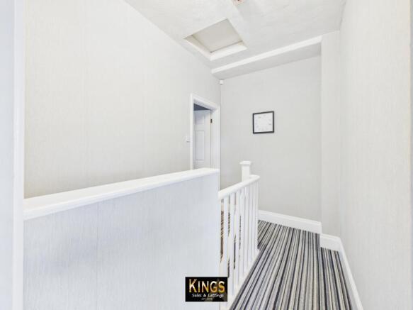 3 bed Semi-Detached for sale Image 11