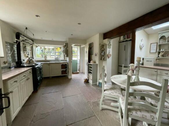 Kitchen.jpg