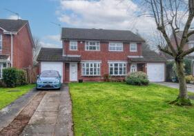 119, Mercot Close, Redditch B98 7YY
