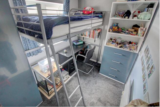 Yopa - Paddock Drive, Chelmsford, CM1 (5)