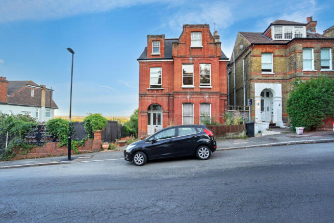 Flat 3, 31 Ewelme Road, Forest Hill, London SE23 3BQ