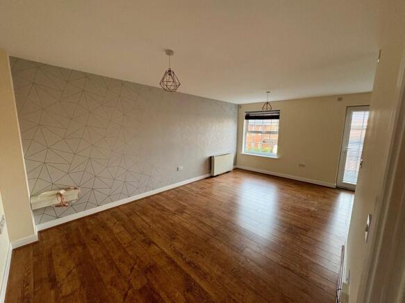 bbc3ec21-957e-4b3...