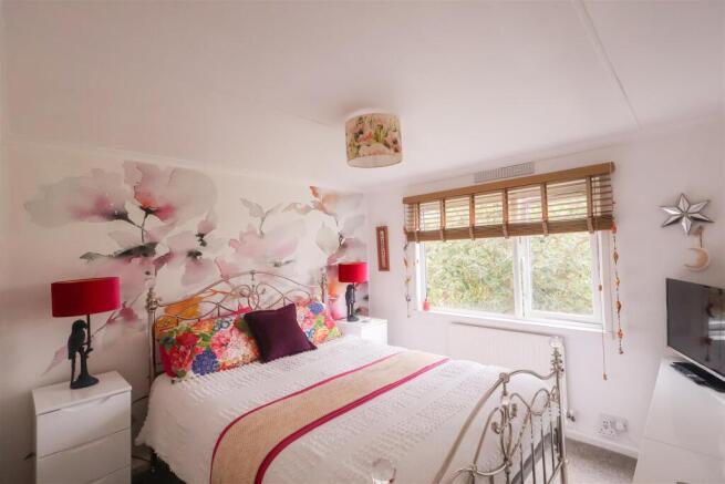 2 bed Park Home for sale Image 10