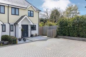 2, Comptons Mead, Comptons Lane, Horsham RH13 5NW