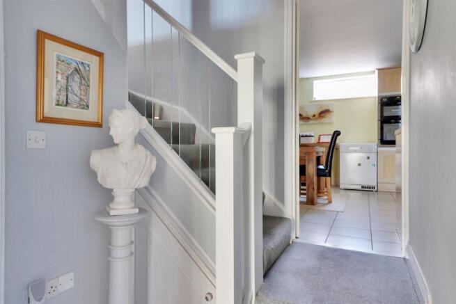 Inner Hallway & Staircase.jpg