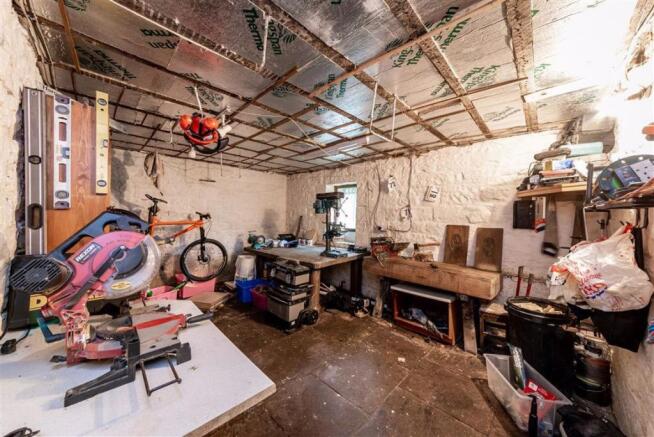 CELLAR/WORKSHOP