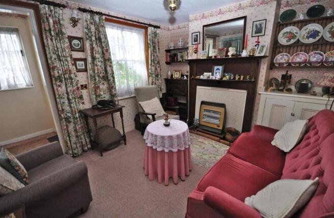 SITTING ROOM