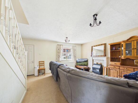 3 bed Semi-Detached for sale Image 6