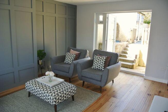 Lounge 2