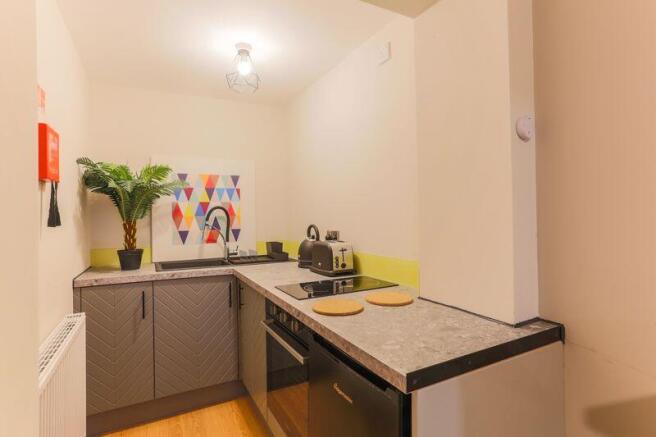 Studio to rent Image 4