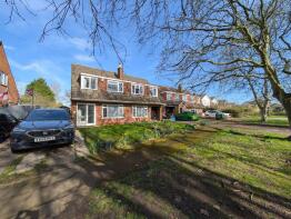 19, Gillingstool, Bristol BS35 2EQ
