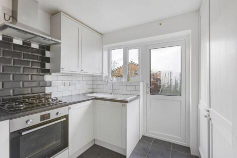 Bayleaf Avenue, Swindon, SN2