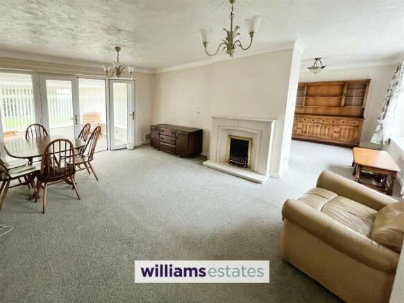 Living / Dining Room