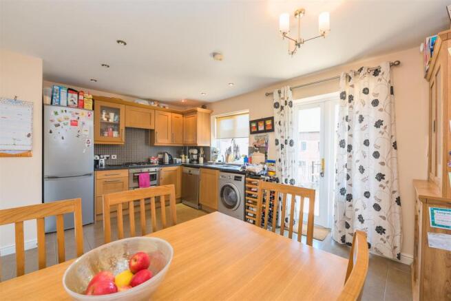 Kitchen / Diner