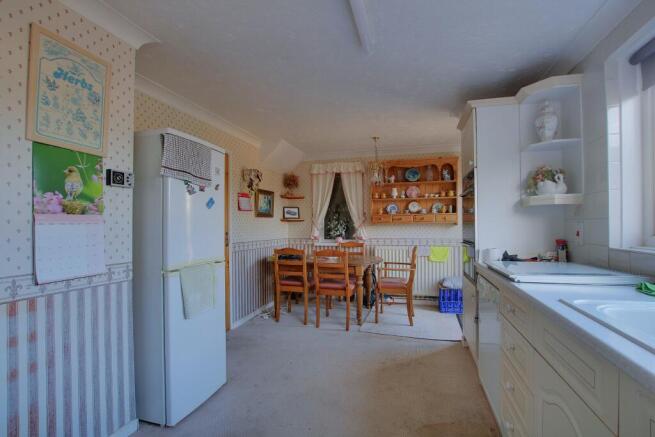 Romsey photo 4