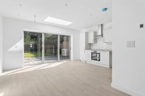 51, Sylvia Avenue, Pinner HA5 4QN
