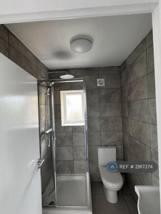 1 bed Flat to rent Image 6