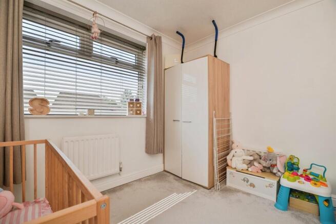 3 bed Semi-Detached for sale Image 11
