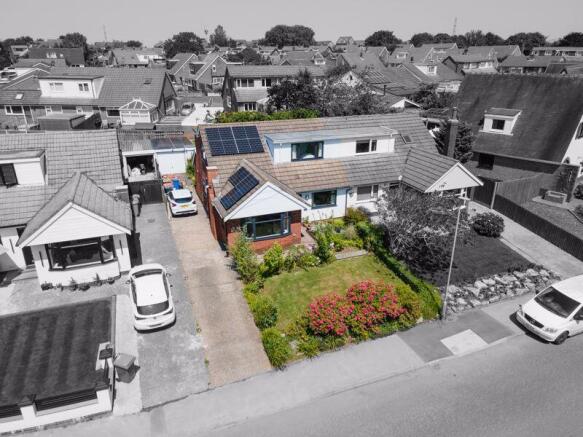 Front corner aerial