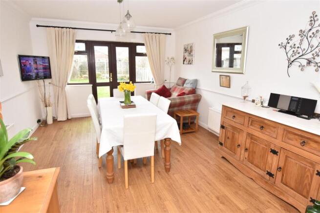 Diner Family Room