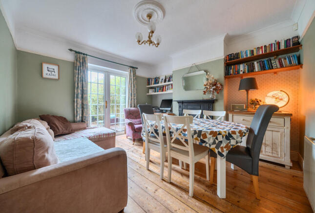 1407349-1-697cc92...