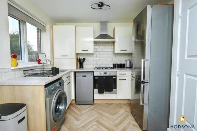 3 bed Semi-Detached for sale Image 4
