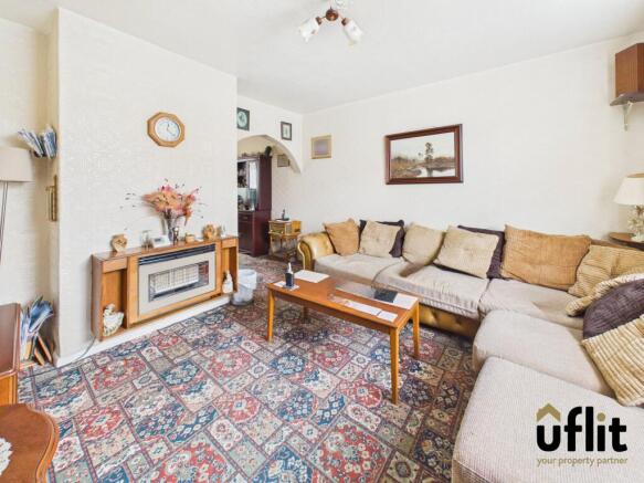 3 bed Semi-Detached for sale Image 6