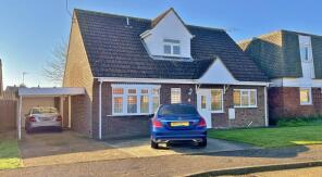 4, Woodfield Close, Walton On The Naze CO14 8UL