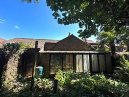 28, Throopside Avenue, Bournemouth BH9 3NR