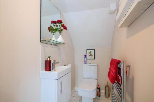 3 bed Semi-Detached to rent Image 6