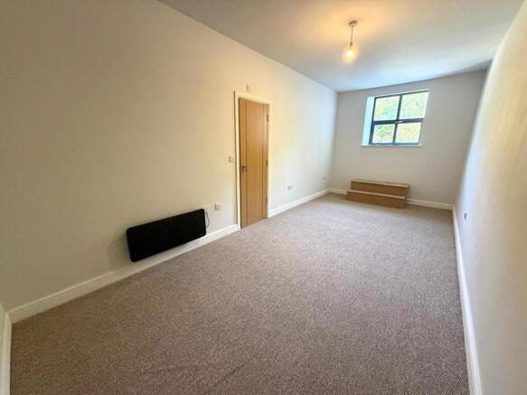 2 bed Not Specified to rent Image 12