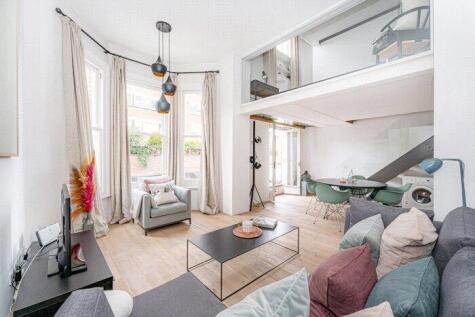 Airlie Gardens, Kensington, London, W8