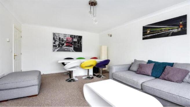 Sitting/Dining Room