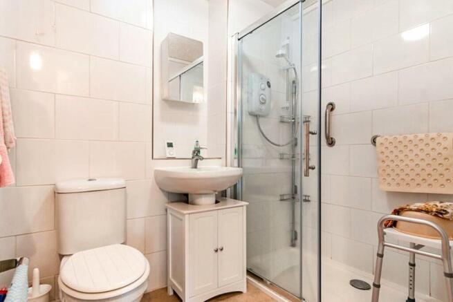 Shower Room/Wc