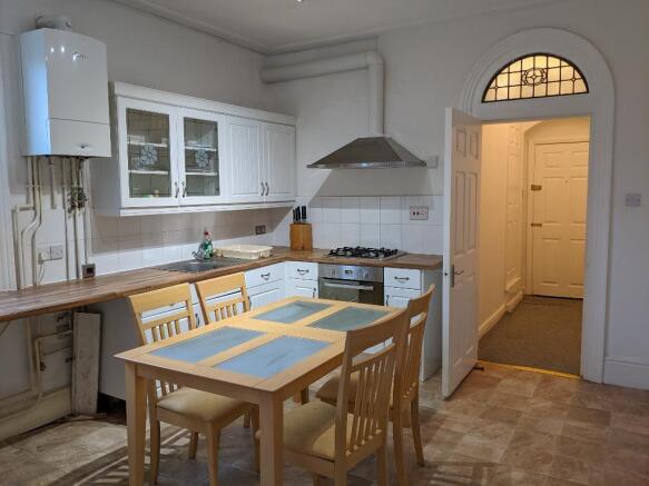 kitchen (1)