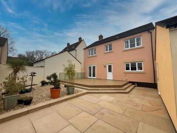 Double Garage: